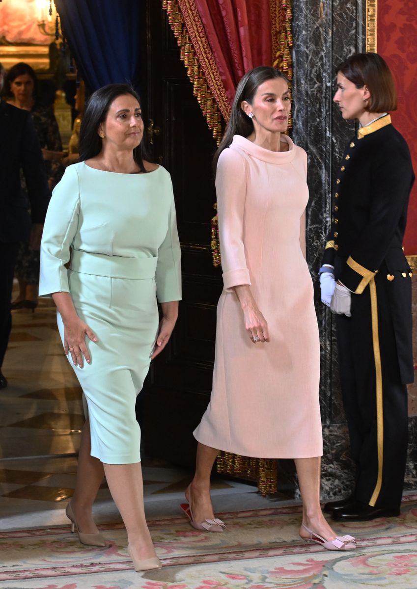 How Queen Letizia makes an 8-year-old skirt look brand new