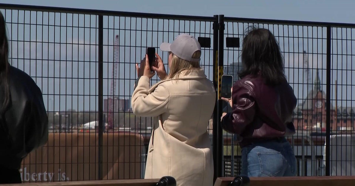 Fence obstructing Statue of Liberty view in NYC's Battery Park a "critical security element," U.S. Park Police says