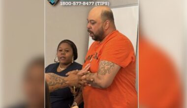 Guard beaten, stabbed, pepper sprayed. after breaking up argument at Bronx clinic