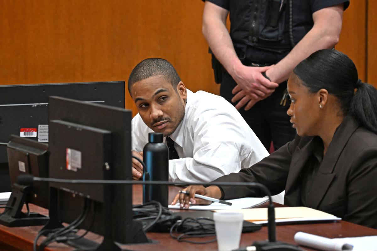 A Queens jury fails to deliver the full measure of justice a slain NYPD hero deserves