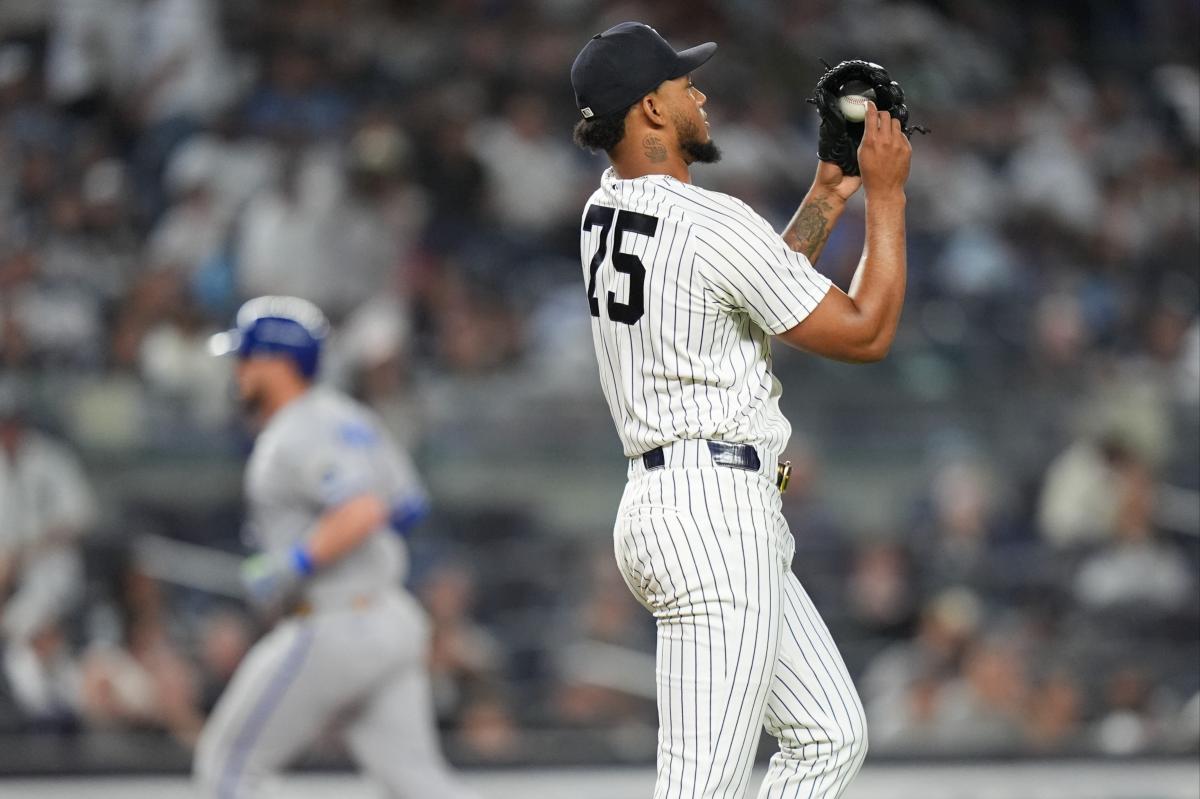 Camilo Doval's latest Yankees clunker doesn't concern Aaron Boone