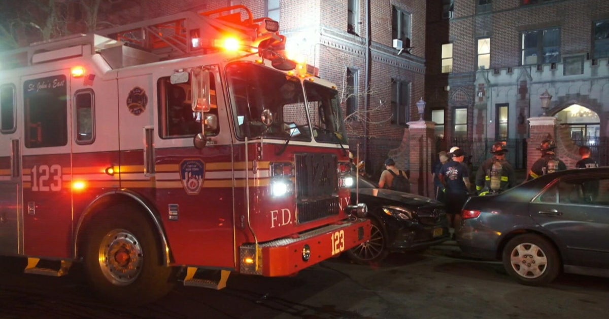 Fire in Crown Heights, Brooklyn kills 2, displaces multiple families