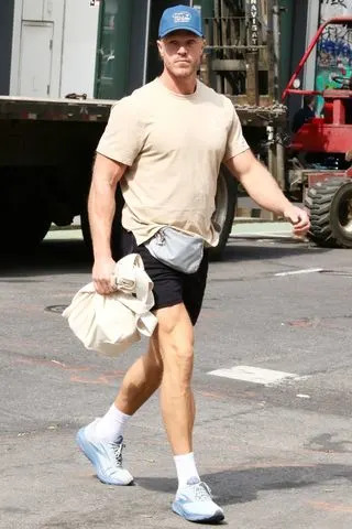 Noah SyndergaardCredit: BrosNYC / BACKGRID