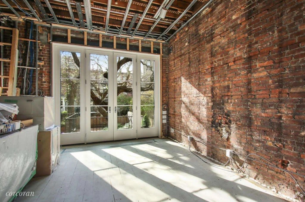 The off-market deal closed late last year and follows the $4.05 million sale of their neighboring property at 20 Strong Place in February 2025, marking a complete exit from the Brooklyn block. Corcoran Group