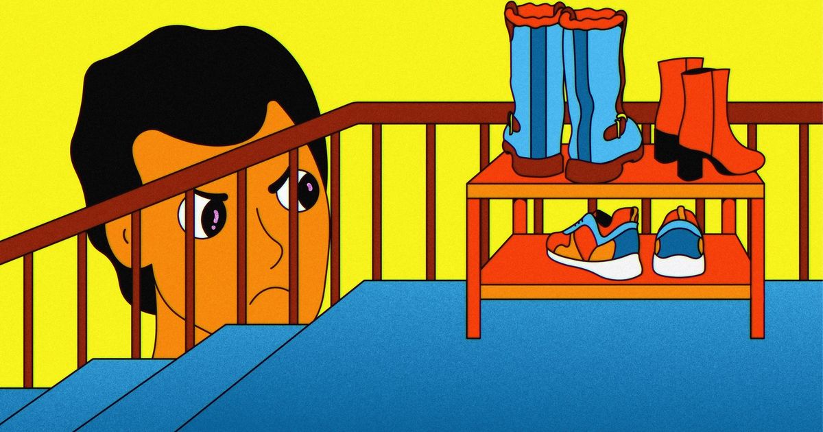 Can My Landlord Evict Me for Keeping Stuff on My Landing?