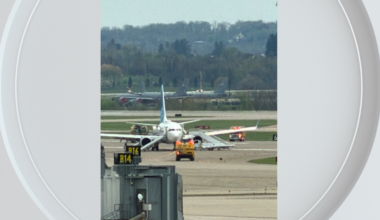 Flight heading to New York from Chicago diverts to Pittsburgh for "possible security issue"