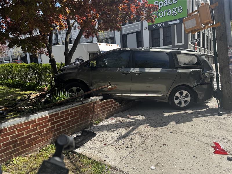OLINVILLECARCRASH