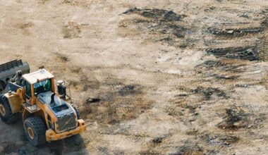 Manhattan Gold expands footprint west of Hook Lake to unlock district-scale upside