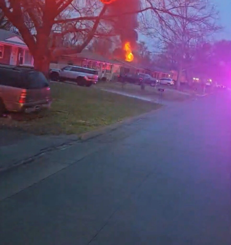 Garage fire in Manhattan causes $80,000 in damage