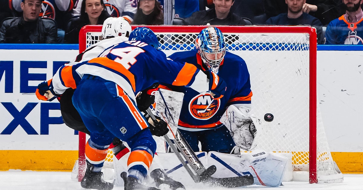 Senators shut out Islanders 3-0