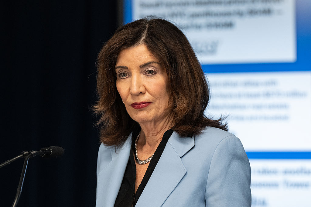 Socialists Are Cornering Hochul on Taxing the Rich