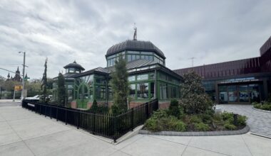 Green-Wood Cemetery gets new visitors center