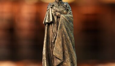 Queen Elizabeth II memorial will feature statue of late monarch as young woman