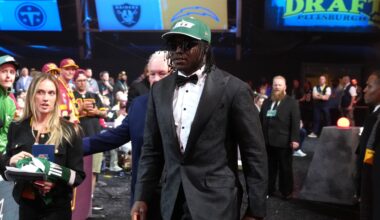 What NFL Draft grades did the New York Jets receive in the 2026 first round?