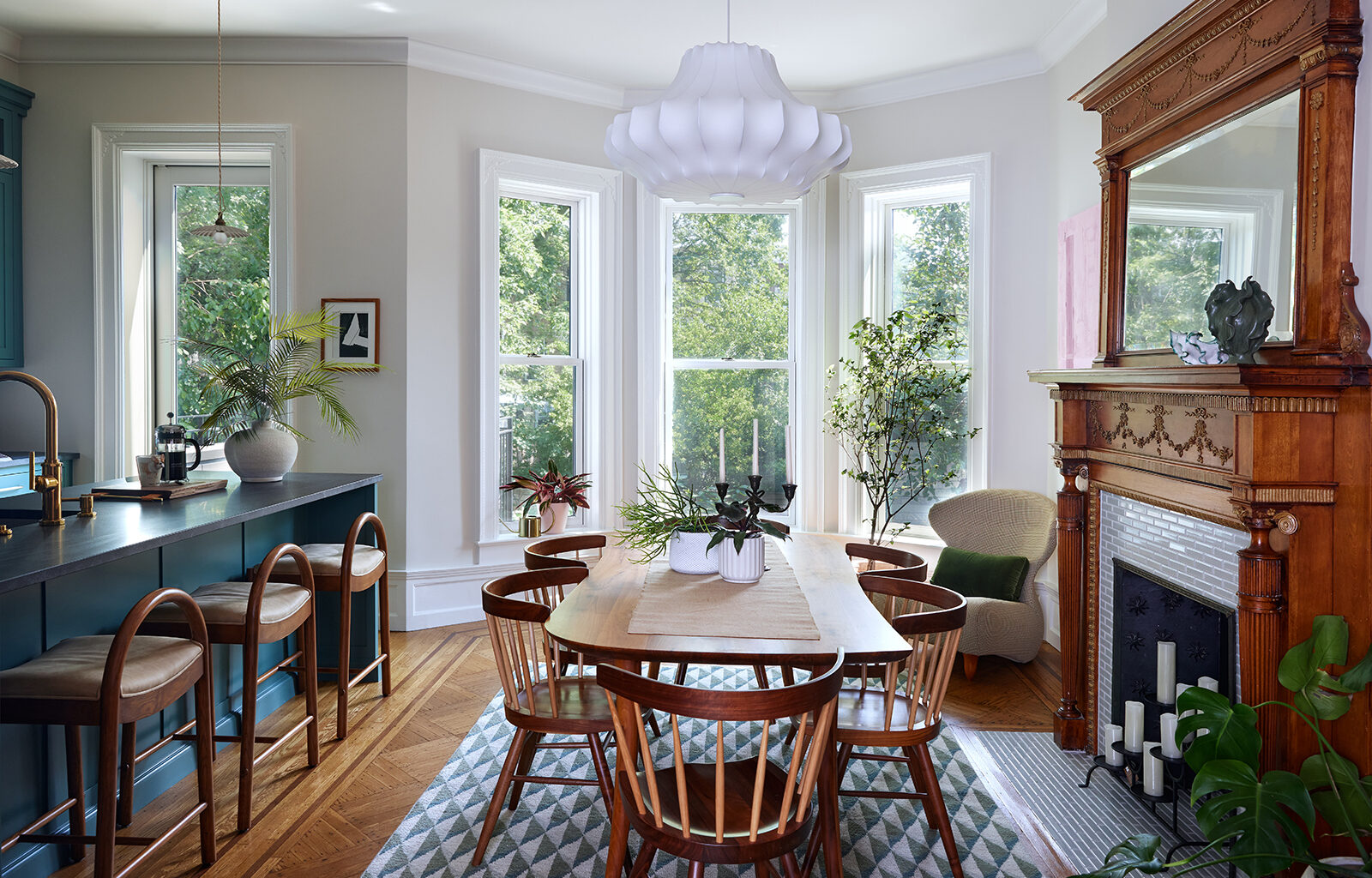 DINING ROOM MANTEL ON RIGHT KITCHEN ON LEFT BAY WINDOW