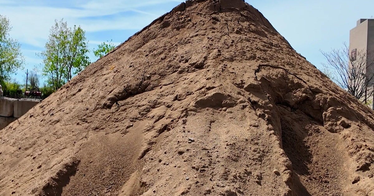 NYC's Clean Soil Bank turns excavated dirt into vital resource for urban farms: "Really valuable material"