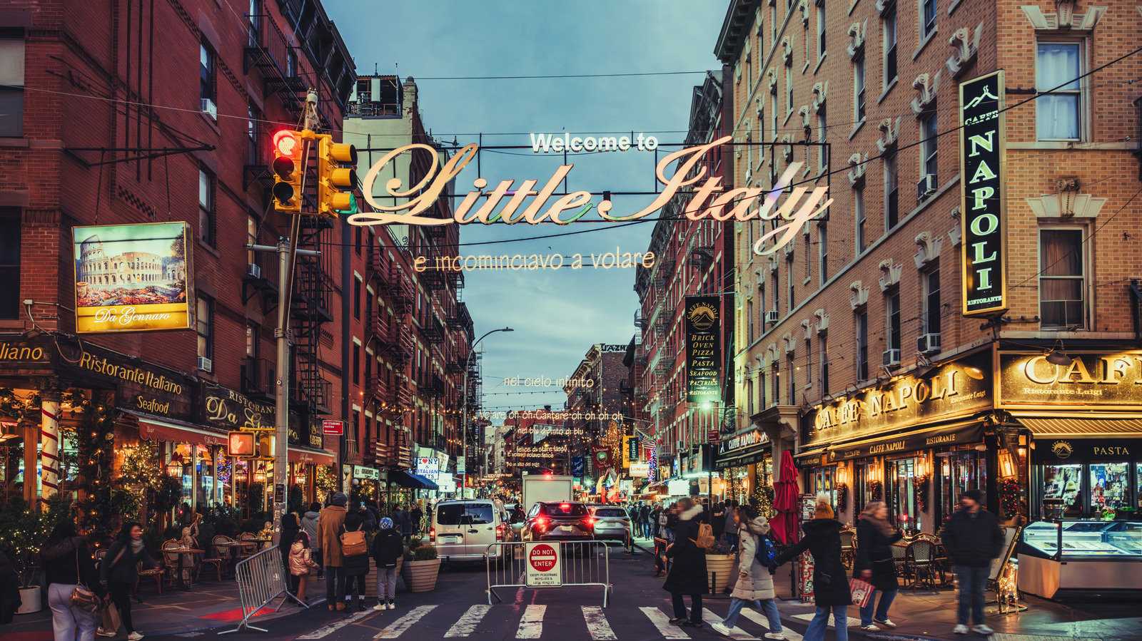 11 Of The Most Iconic Red Sauce Restaurants In NYC Worth Visiting, According To Reputation