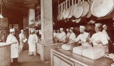 This Iconic NYC Steakhouse Beloved By Old Hollywood Stars Has Big Expansion Plans