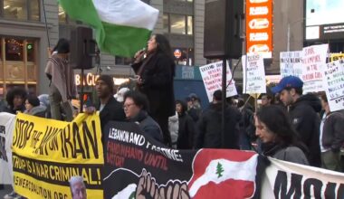Times Square protesters demand end to war in Iran