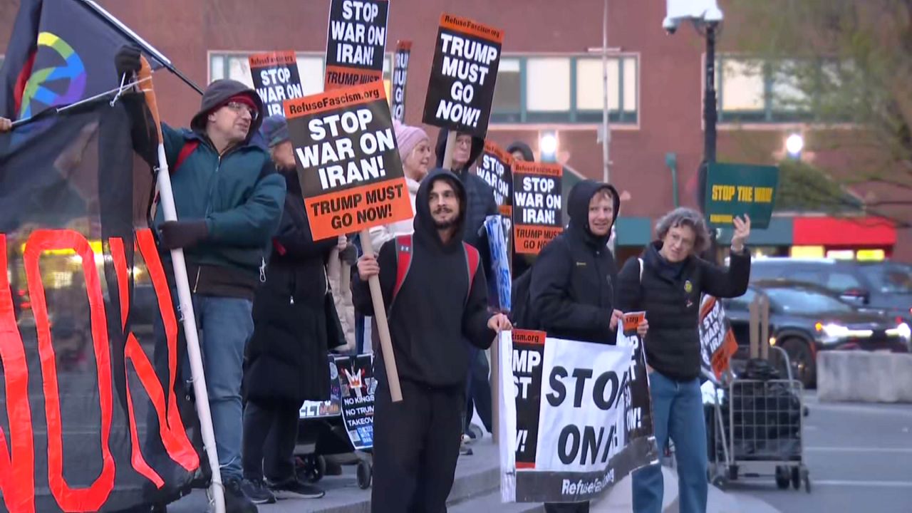 NYC protesters in Union Square demand end to war in Iran