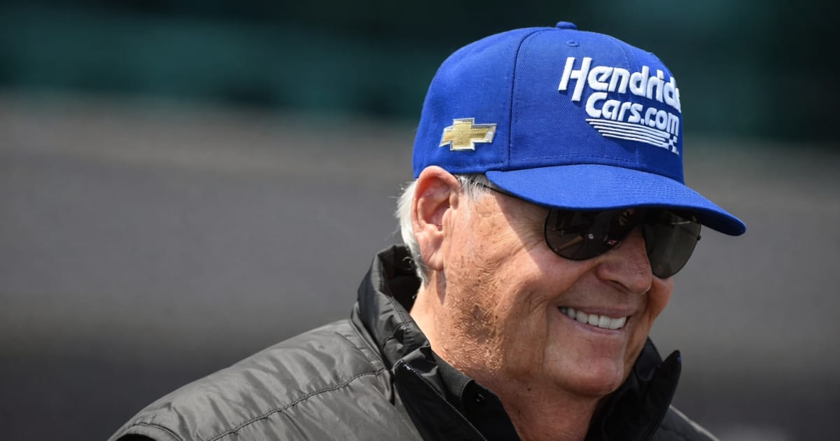 Rick Hendrick presented with Automotive Hall of Fame's Industry Leader Award at New York Forum
