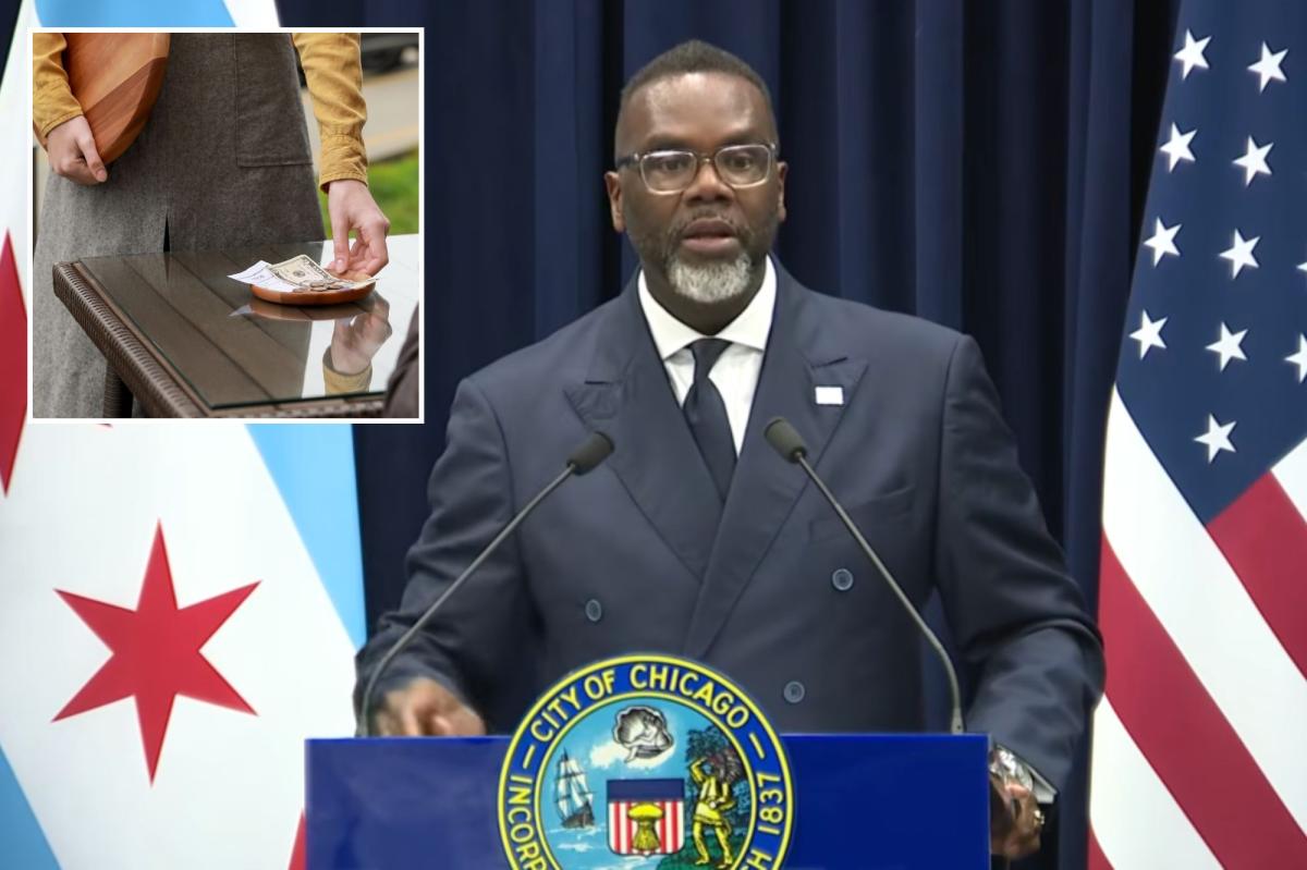 Chicago Mayor Brandon Johnson compares restaurant industry to ‘slavery’ during tipped wage fight