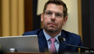Eric Swalwell under investigation by Manhattan DA over alleged sex assault of staffer