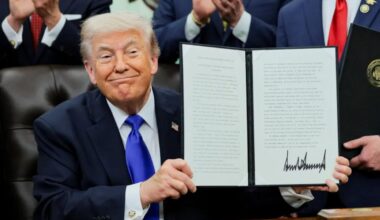 Trump creates retirement accounts for workers without 401(k)s