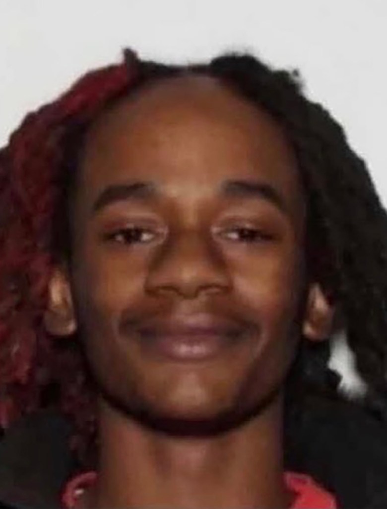 Mugshot of Zahir Davis.
