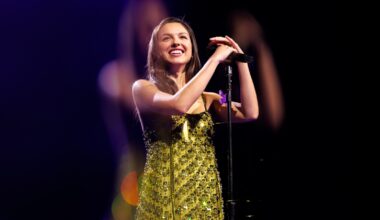 Meet the Open Mic Singer Who Opened Olivia Rodrigo's Surprise NYC Set