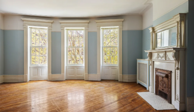 brooklyn - room with white mantel