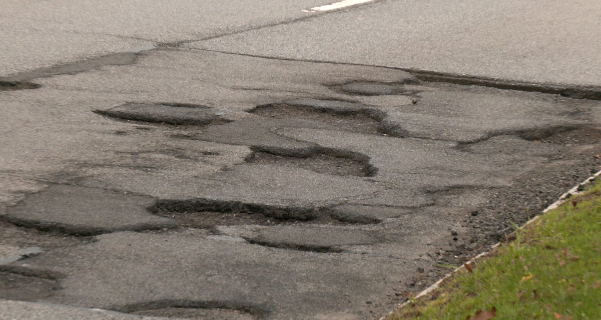 New York announces most ambitious road resurfacing program in state history with over 4,000 lane miles of renewed pavement