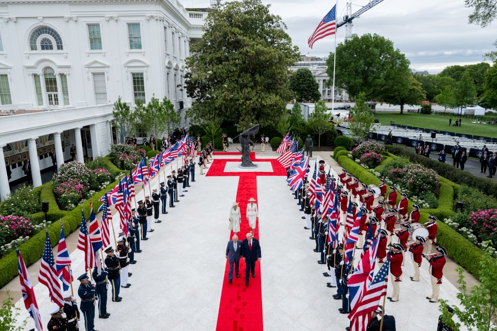 President Donald J. Trump, King Charles III, First Lady Melania Trump and Queen Camilla walk through the White House Rose Garden to the Oval Office, Tuesday, April 28, 2026.(Official White House Photo by Molly Riley)