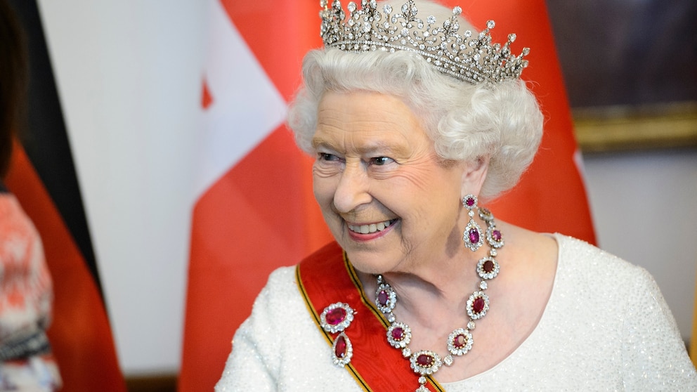 Largest collection of Queen Elizabeth II's fashion goes on display