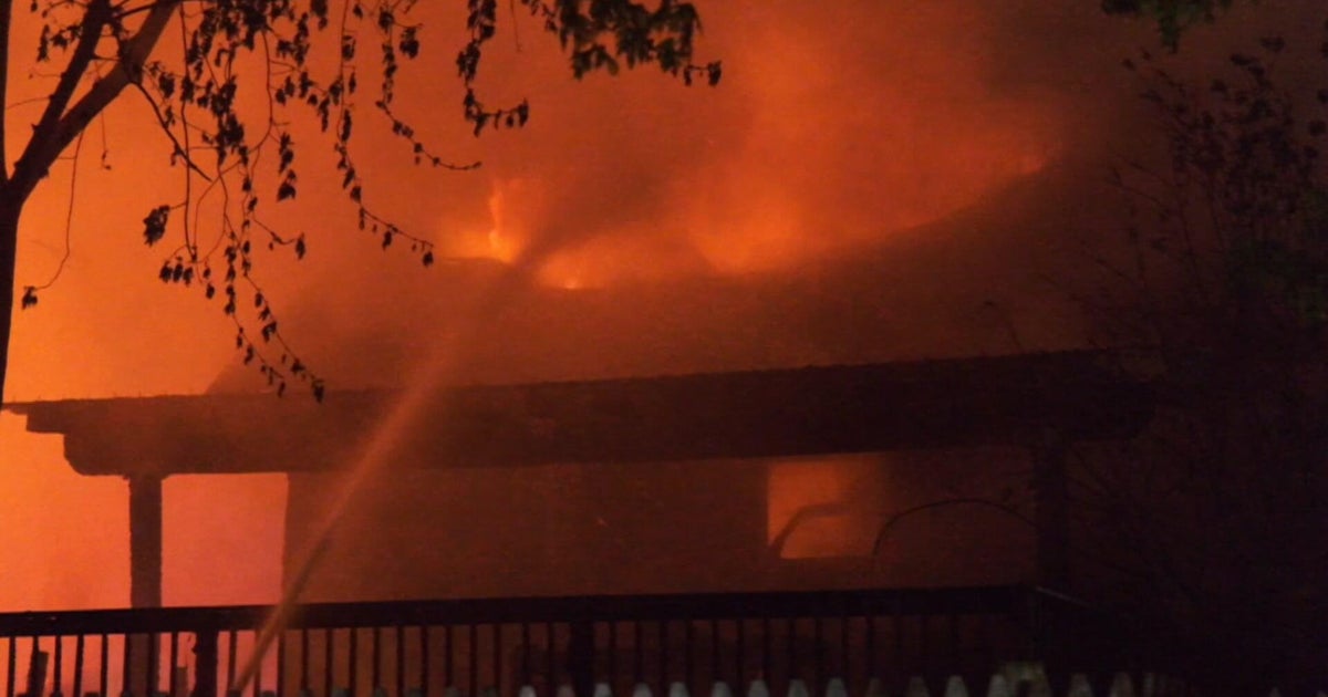 Massive fire in Ridgefield Park, N.J. burns through several homes