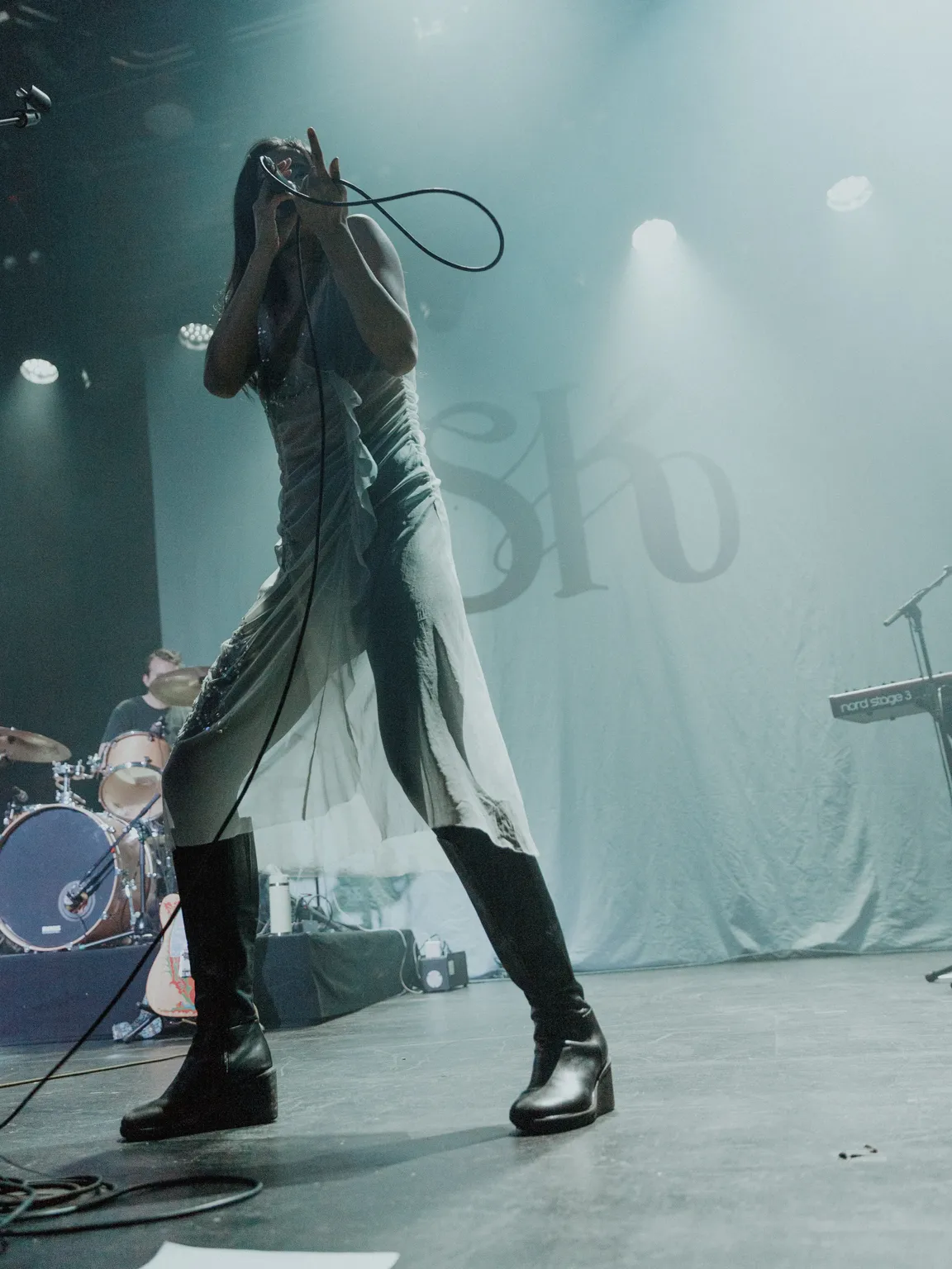 Sarah Kinsley at Brooklyn Steel on April 28, 2026 in Brooklyn, NY. Photography by Bobby Nicholas III