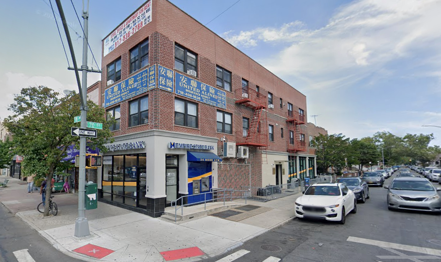 Brooklyn Man Robs Bank Where His Girlfriend Worked