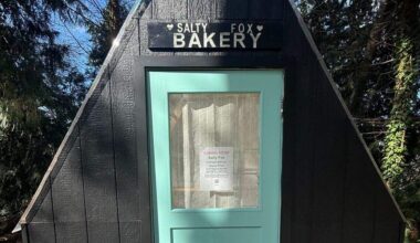 Pierce Co. ‘bread shed’ offers sourdough, NYC-style cookies