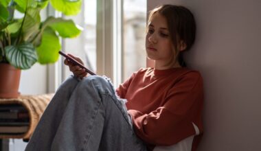 NYC Council debates limiting social media time for young people amid mental health concerns