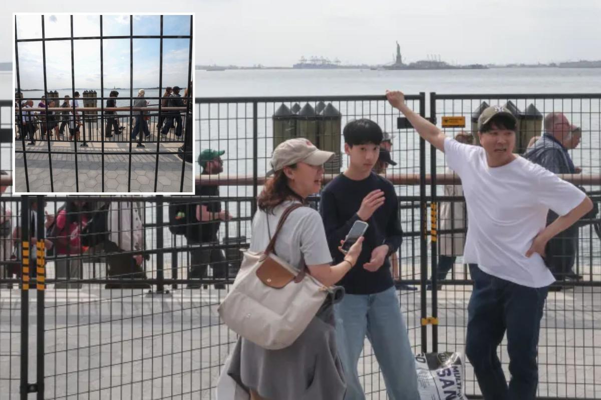 NYC's Battery Park loses views of Statue of Liberty due to sprawling fence