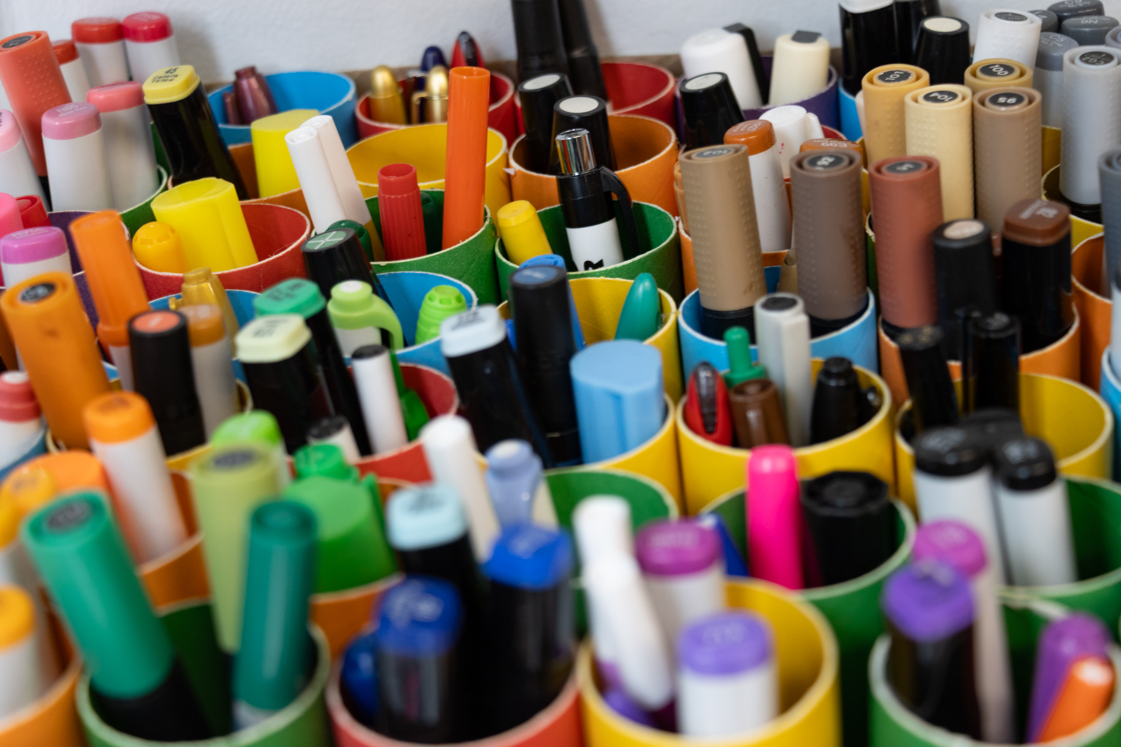 markers of many colors