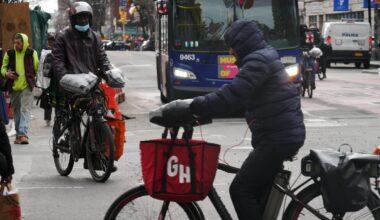 DOT Launches Delivery Worker Training And Puts Apps On Notice