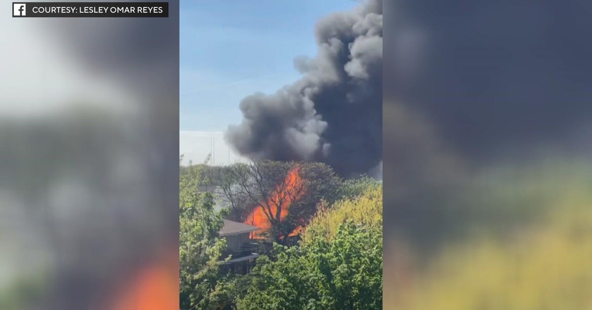 Crews battle large fire in Union City, New Jersey