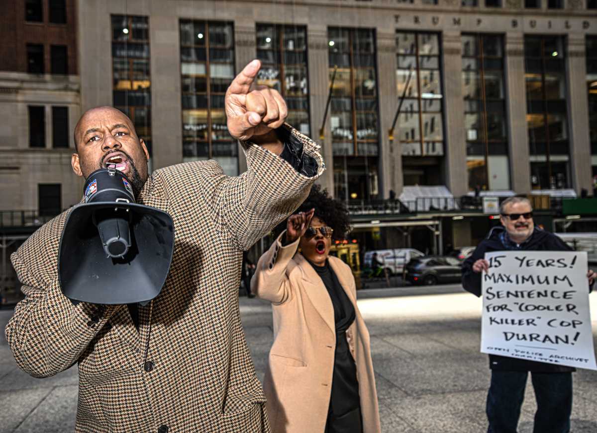 Activists urge AG Letitia James sentence for NYPD sergeant convicted of killing Bronx protester with thrown cooler