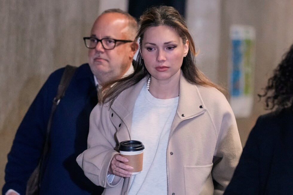 Harvey Weinstein's lawyers question rape accuser at New York retrial