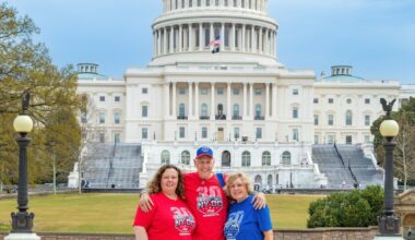After 30 years of taking Rochester students to New York and D.C., Roger Larsen wraps up his final trip - Post Bulletin