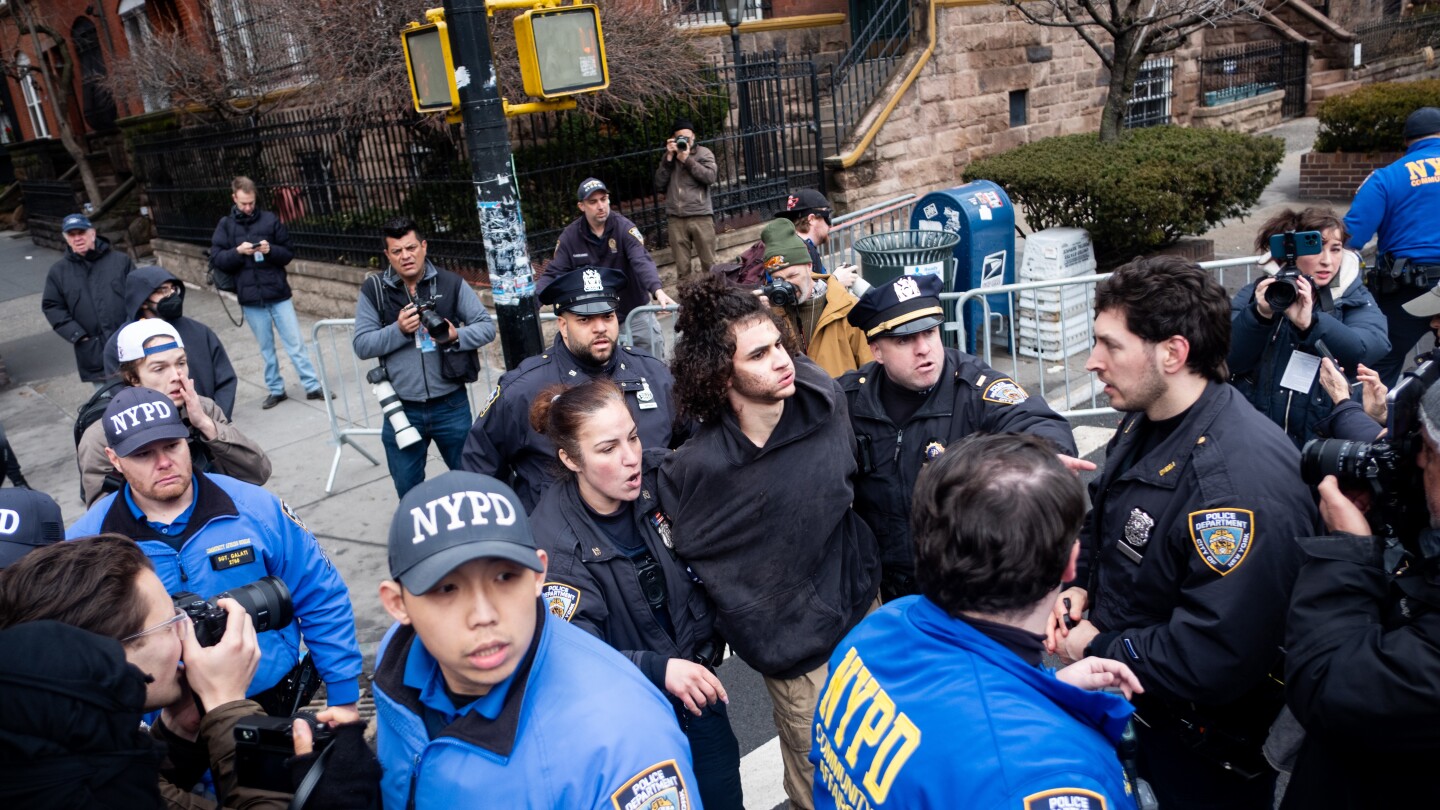 Men suspected of bringing bombs to NYC protest were recorded by dashcam discussing terror plot