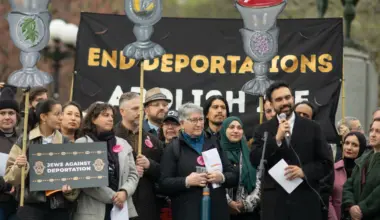 Mamdani, Lander, local office hopefuls attend 'racial and economic justice' Passover event that ends in arrests at Palantir office in Manhattan - JNS.org