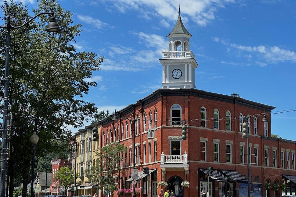 Upstate New York Man Pleads Guilty to Stealing More Than $50M in Ponzi Scheme
