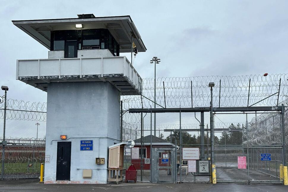 A Former New York Prison Guard Is Found Guilty of Manslaughter in an Inmate’s Fatal Beating